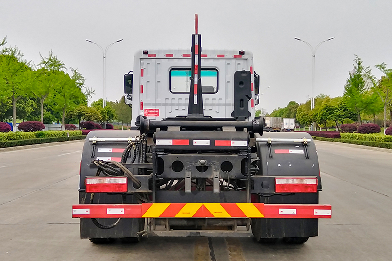 （套臂）東風(fēng)D9套臂垃圾車（10方  12方）