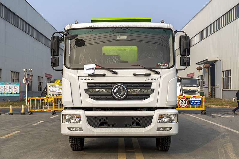 東風(fēng)D9側(cè)裝掛桶垃圾車(chē)（15方）